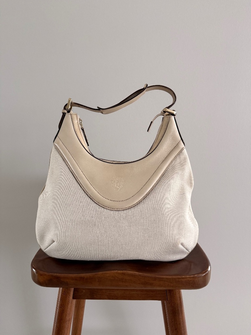 Vintage Gucci Hysteria Crest Shoulder Bag